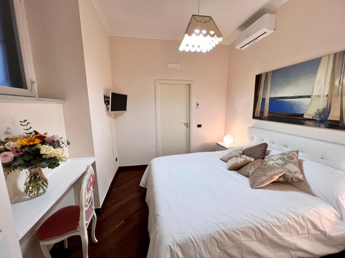 Appartement Domus Elena - Plebiscito à Naples Extérieur photo